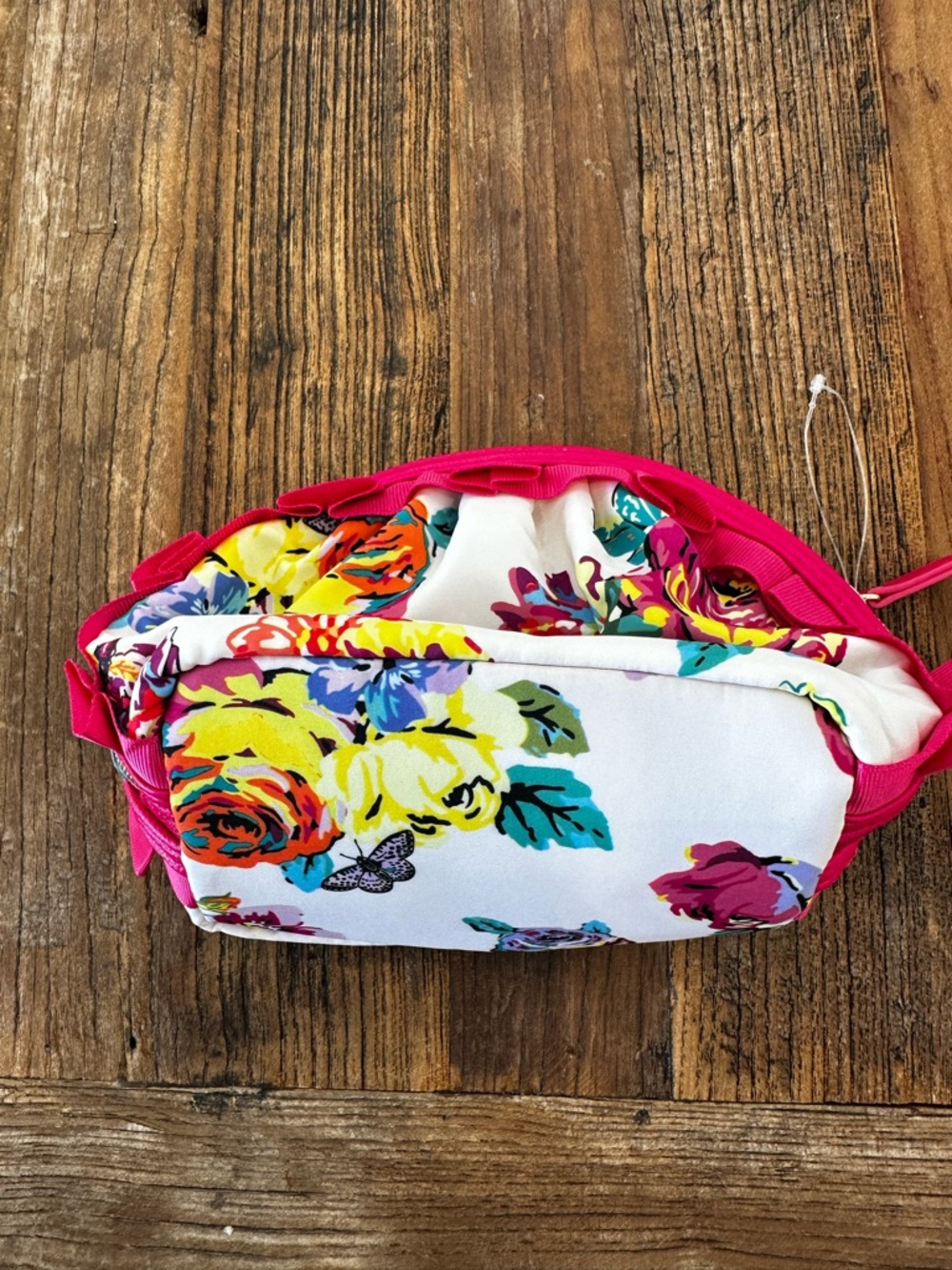 Betsey Johnson White Floral Cosmetic Pouch with Red Trim - Picture 4 of 6